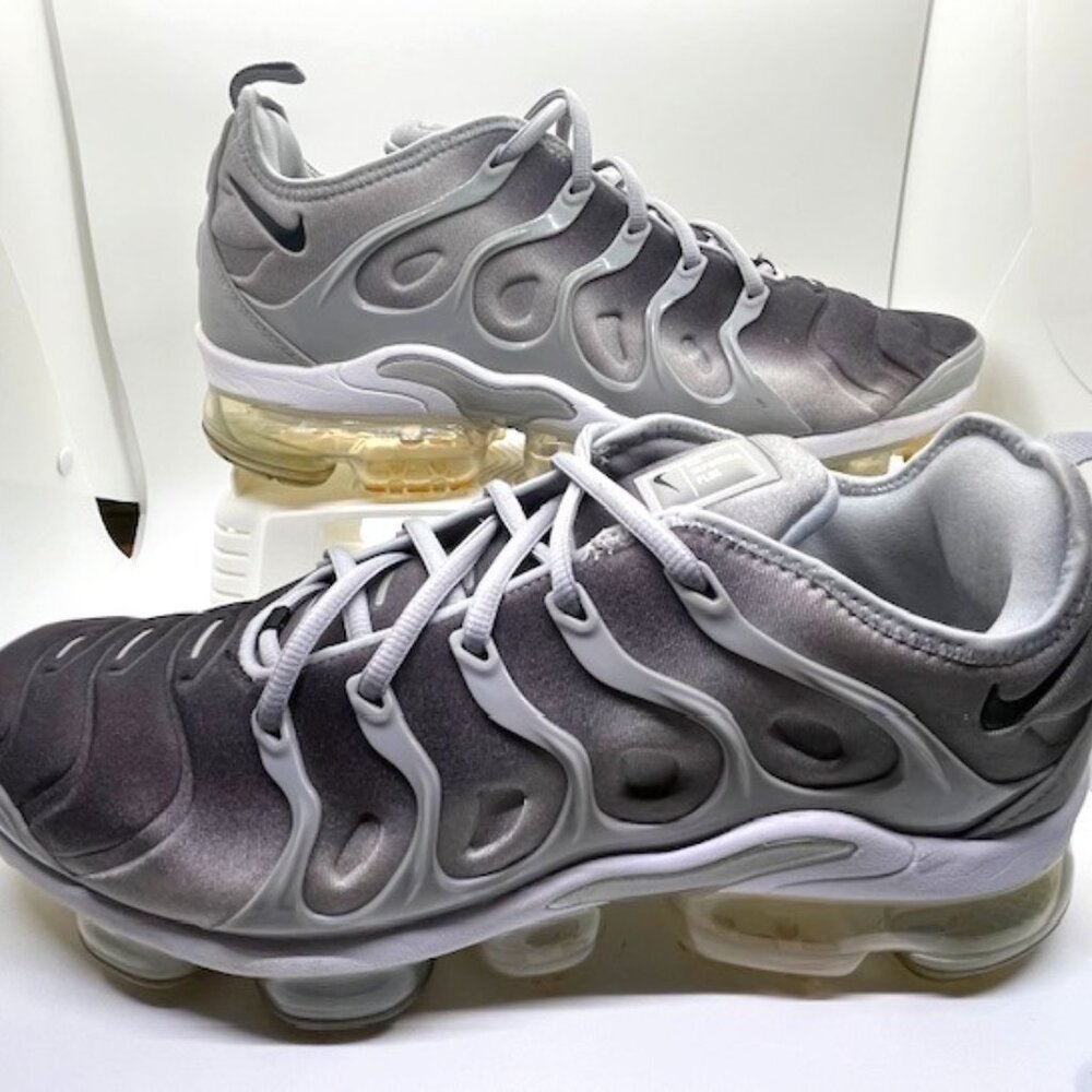 Nike Air VaporMax Plus Silver Gradient Grey 924453-007 Men's Size 11 Shoes